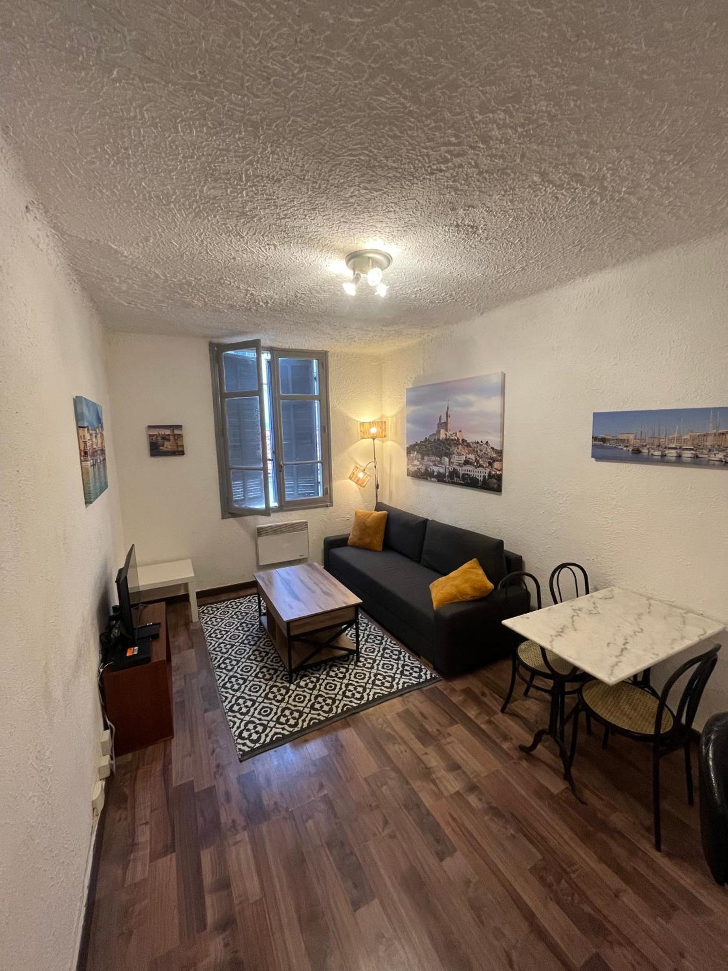 Apartment Chez Bedros *
